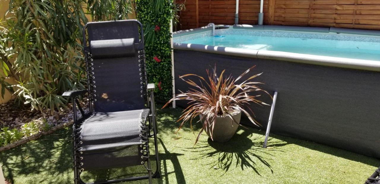 Maison F2, Neuve Au Calme Avec Jardinet La Crau Buitenkant foto