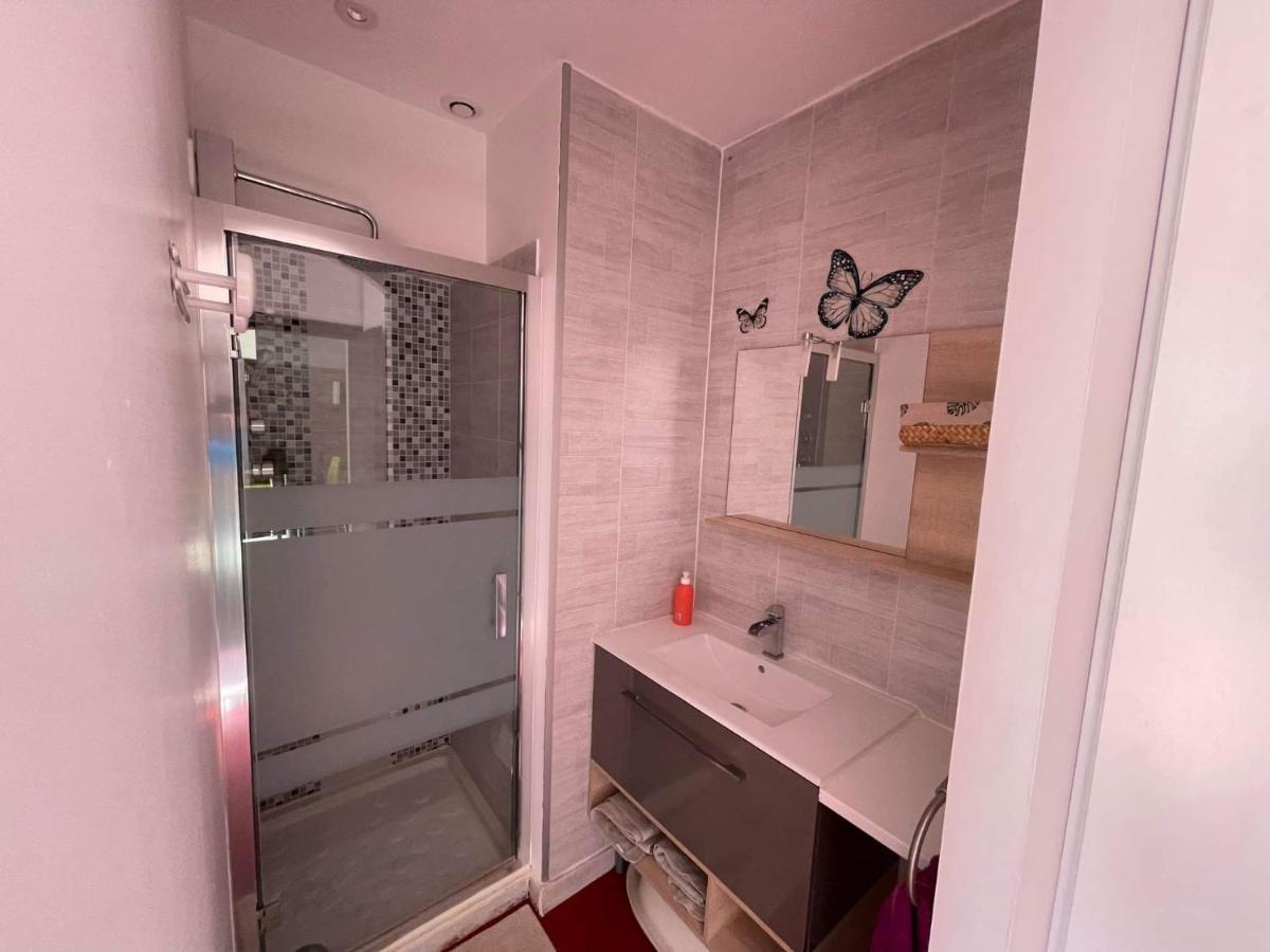 Maison F2, Neuve Au Calme Avec Jardinet La Crau Buitenkant foto
